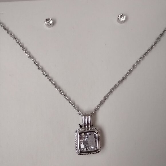 New With Tags, L & Co. Timepieces Watch, Necklace and Earrings - Picture 4 of 14